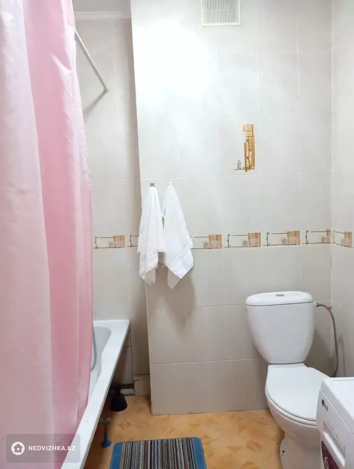 2-комнатная квартира, этаж 5 из 10, 50 м², Посуточно, фотография 3