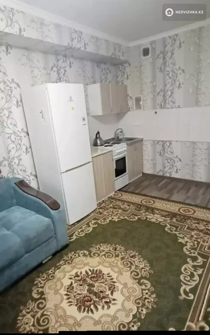 1-комнатная квартира, этаж 7 из 10, 31 м², На длительный срок, фотография 3