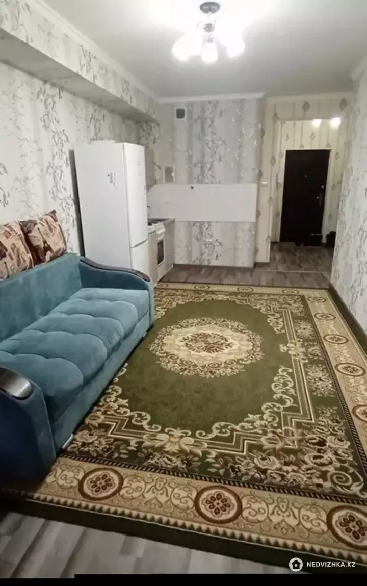 1-комнатная квартира, этаж 7 из 10, 31 м², На длительный срок