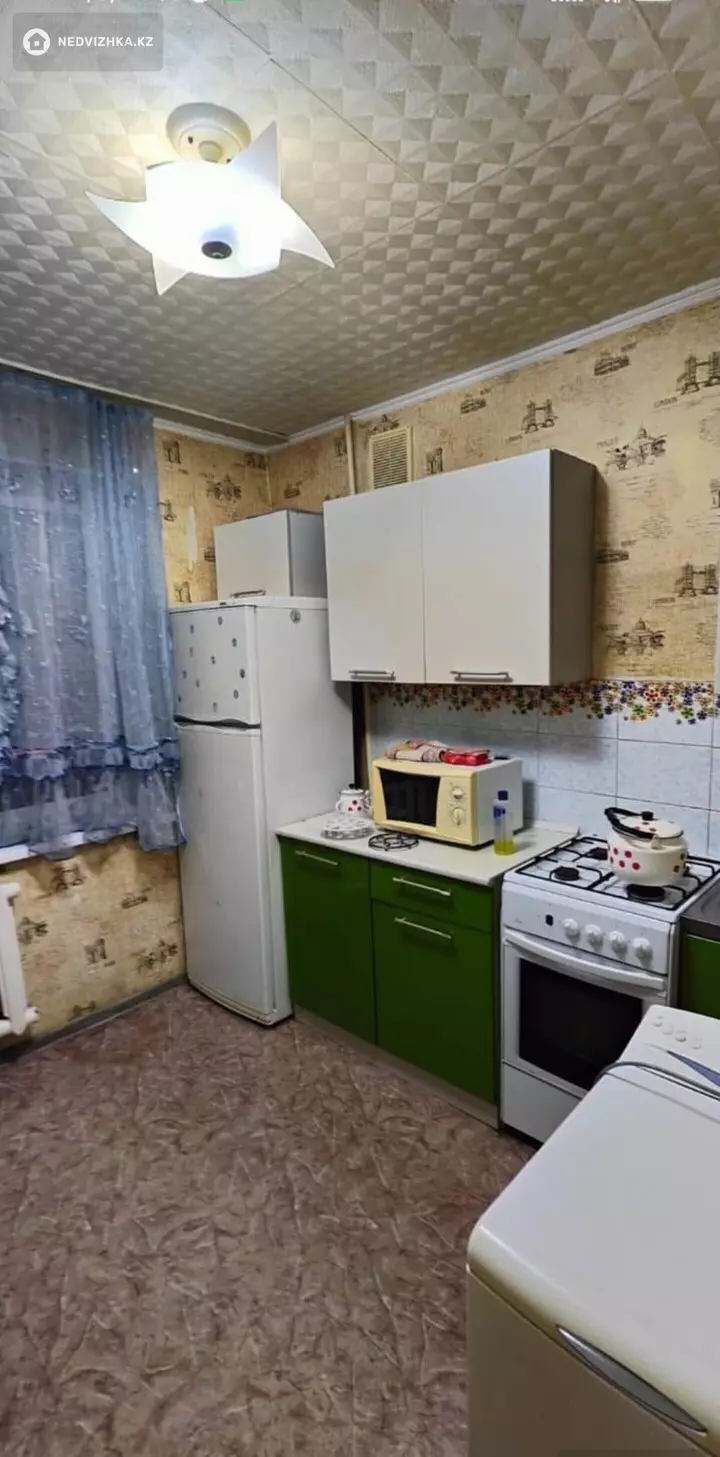1-комнатная квартира, этаж 3 из 5, 32 м², На длительный срок, фотография 4