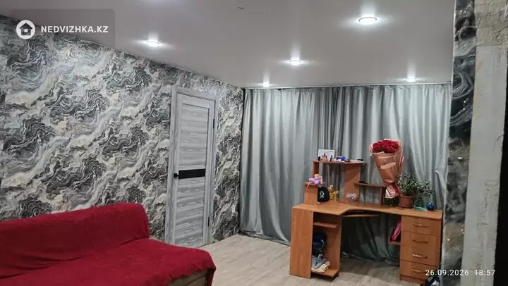 2-комнатная квартира, этаж 4 из 4, 42 м², фотография 5