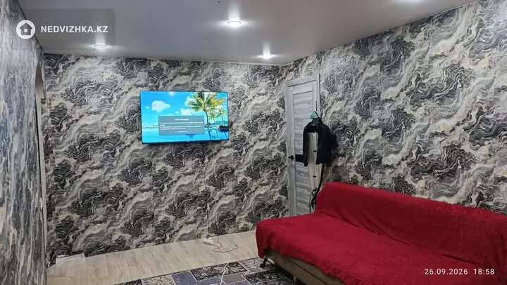 2-комнатная квартира, этаж 4 из 4, 42 м², фотография 4