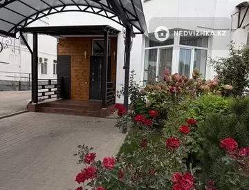 3-комнатный таунхаус, 2 соток, 168 м², миниатюра 1