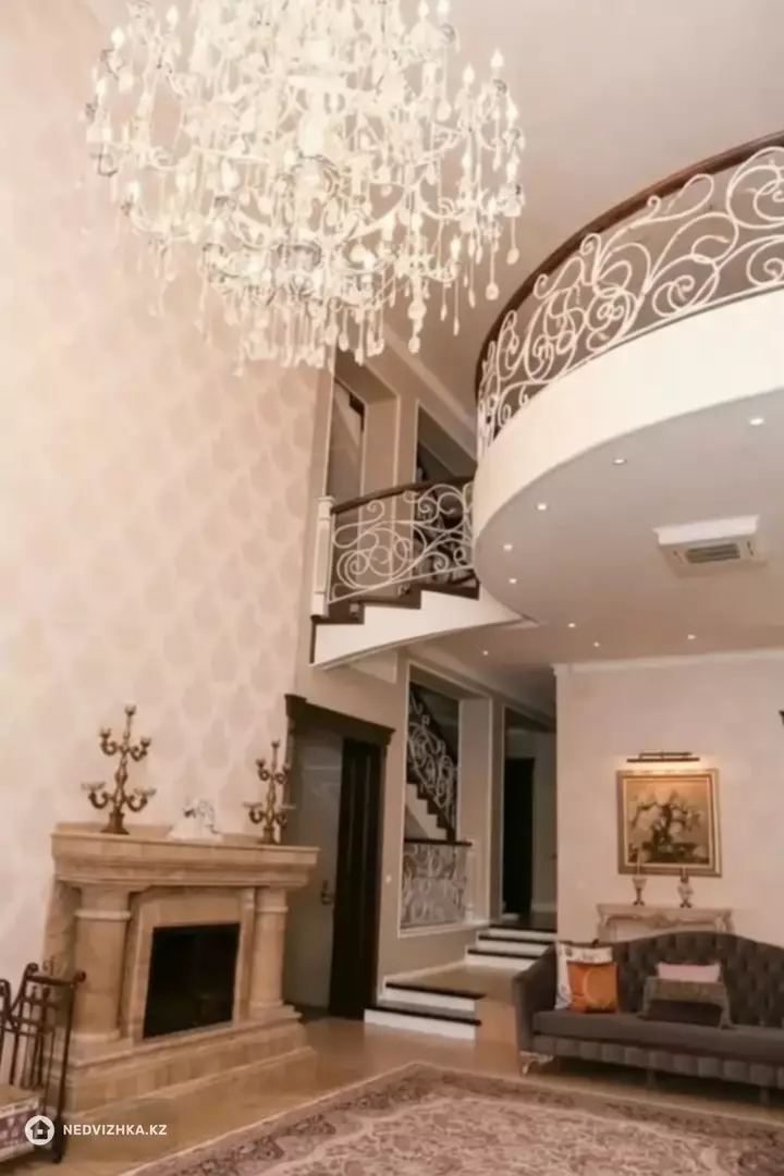 7-комнатный дом, 16 соток, 1 000 м², фотография 2