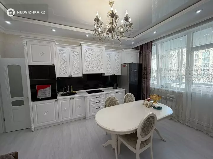 2-комнатная квартира, этаж 3 из 8, 70 м², На длительный срок