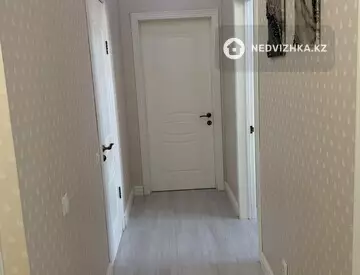 2-комнатная квартира, этаж 3 из 8, 70 м², На длительный срок, миниатюра 4