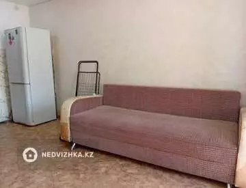 1-комнатная квартира, этаж 4 из 5, 17 м², миниатюра 3