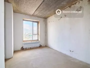 1-комнатная квартира, этаж 4 из 12, 28 м², миниатюра 1