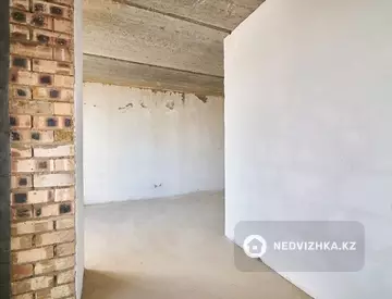 1-комнатная квартира, этаж 4 из 12, 28 м², миниатюра 7