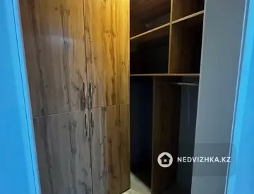 3-комнатная квартира, этаж 6 из 13, 99 м², На длительный срок, миниатюра 5