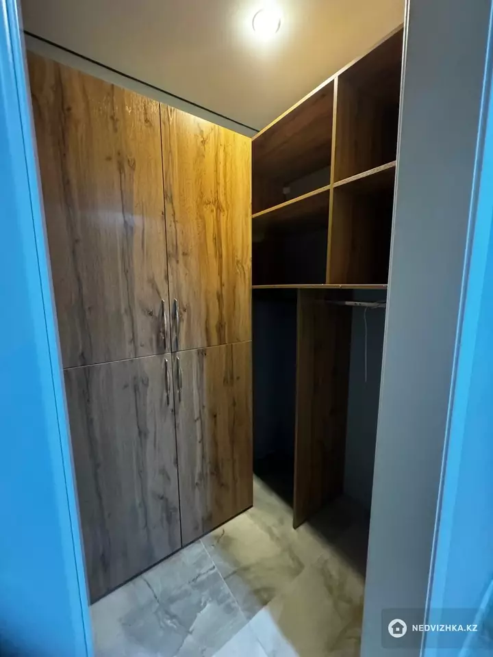 3-бөлмелі пәтер, қабат 6 барлық қабат саны 13, 99 м², На длительный срок, 5-фотосурет