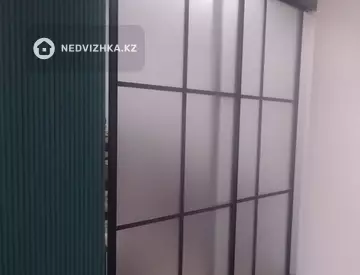 2-комнатная квартира, этаж 8 из 9, 45 м², миниатюра 5