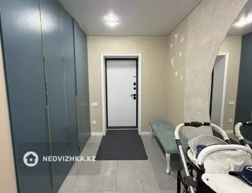4-комнатная квартира, этаж 8 из 9, 140 м², миниатюра 10