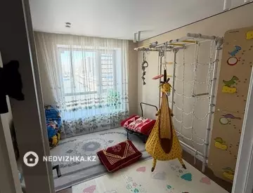 4-комнатная квартира, этаж 8 из 9, 140 м², миниатюра 11