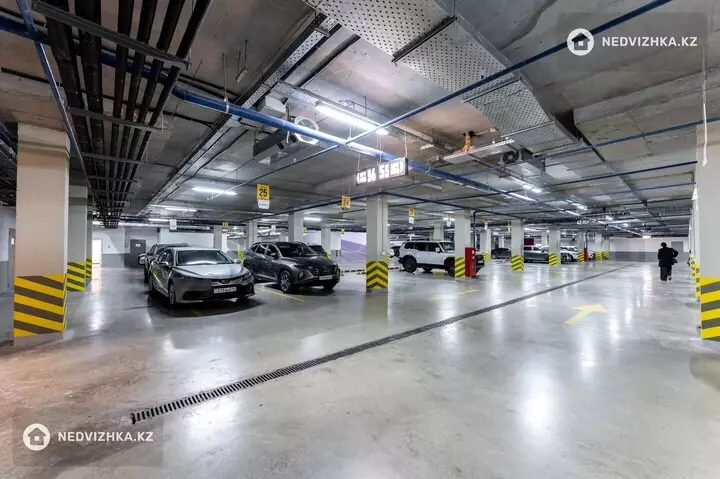 1-комнатная квартира, этаж 4 из 14, 39 м², фотография 4