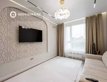1-комнатная квартира, этаж 4 из 14, 39 м², миниатюра 1