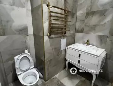 3-комнатная квартира, этаж 6 из 13, 99 м², На длительный срок, миниатюра 11