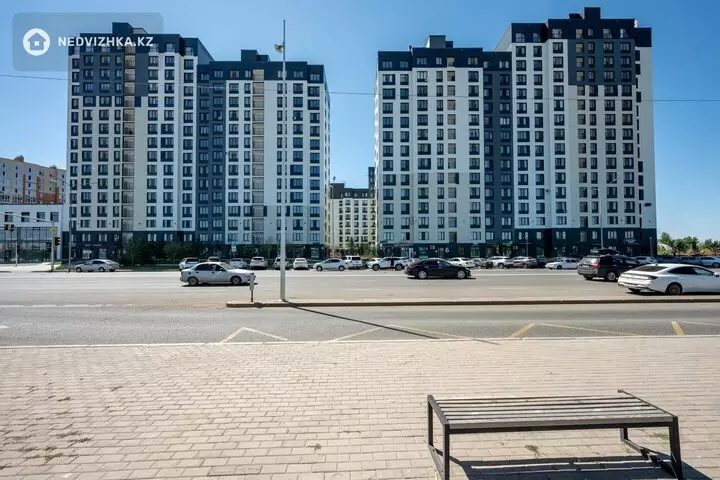 2-комнатная квартира, этаж 2 из 16, 41 м², фотография 3