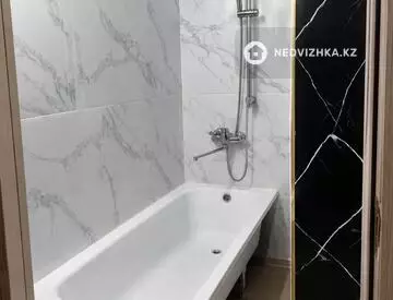 2-комнатная квартира, этаж 3 из 5, 61 м², миниатюра 9
