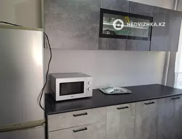 1-комнатная квартира, этаж 4 из 6, 24 м², Посуточно, миниатюра 11
