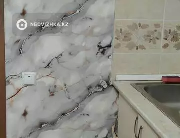 3-комнатная квартира, этаж 1 из 9, 70 м², На длительный срок