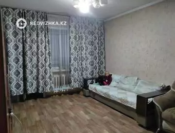 3-комнатная квартира, этаж 1 из 9, 70 м², На длительный срок, миниатюра 6