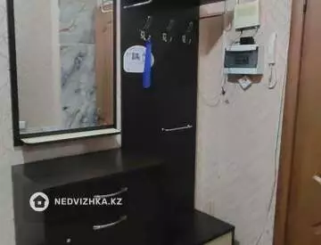 3-комнатная квартира, этаж 1 из 9, 70 м², На длительный срок, миниатюра 12