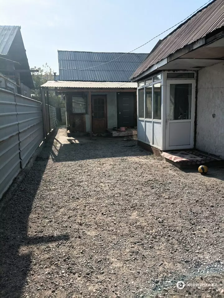 4-комнатная часть дома, 4 соток, 95 м²
