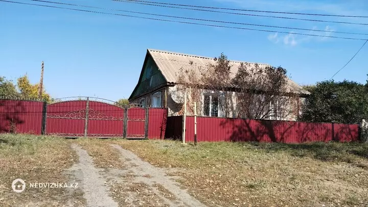 3-комнатный дом, 0.7 соток, 63 м²