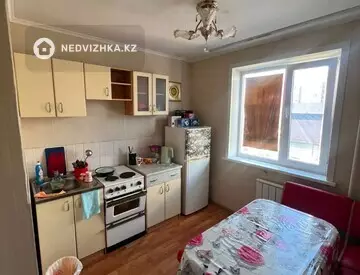 2-комнатная квартира, этаж 4 из 9, 51 м², миниатюра 3