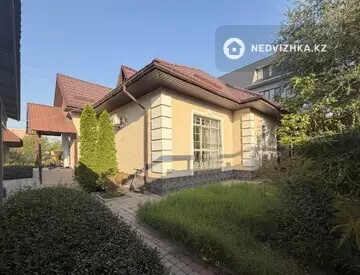 5-комнатный дом, 10 соток, 250 м²