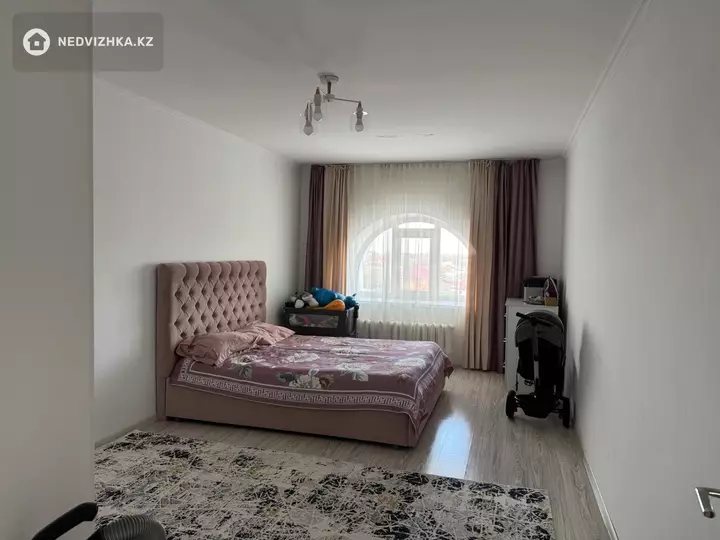 2-комнатная квартира, этаж 6 из 6, 69 м², фотография 2