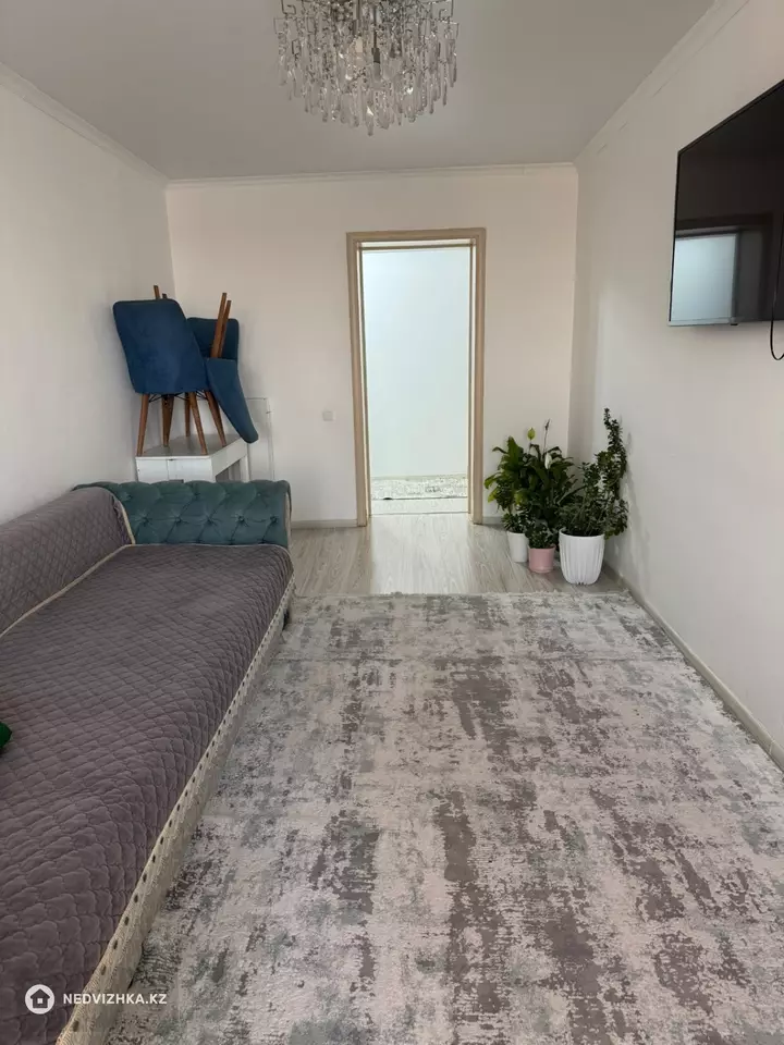 2-комнатная квартира, этаж 6 из 6, 69 м², фотография 5