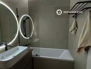 4-комнатная квартира, этаж 10 из 22, 130 м²