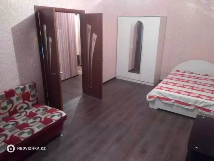 1-комнатная квартира, этаж 7 из 9, 38 м², фотография 2