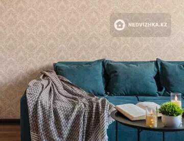 2-комнатная квартира, этаж 2 из 9, 56 м², Посуточно, миниатюра 3