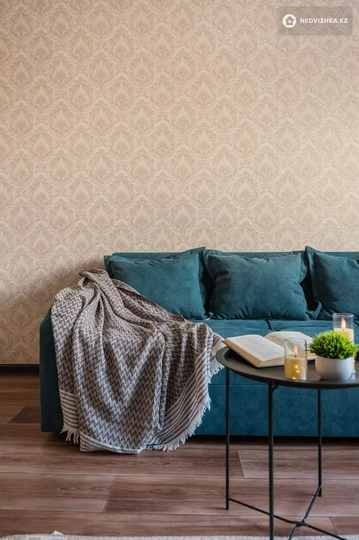 2-комнатная квартира, этаж 2 из 9, 56 м², Посуточно, фотография 3