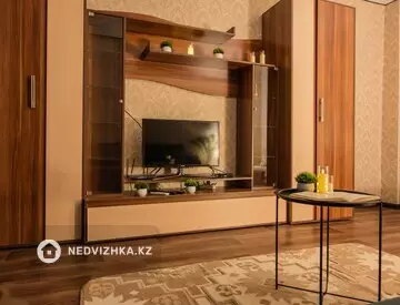 2-комнатная квартира, этаж 2 из 9, 56 м², Посуточно, миниатюра 6