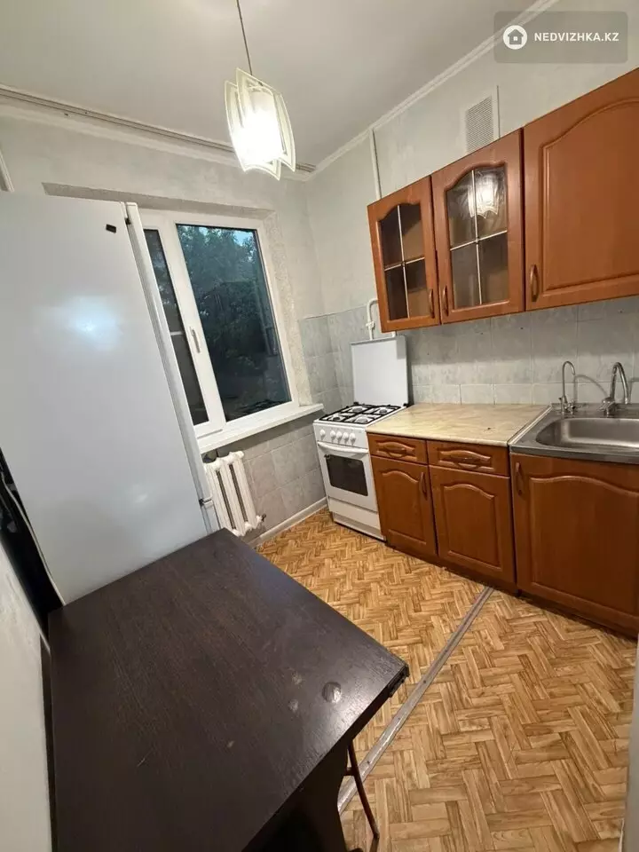 2-комнатная квартира, этаж 2 из 5, 45 м², фотография 5