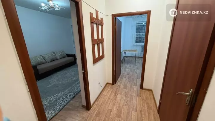 1-комнатная квартира, этаж 5 из 5, 40 м², На длительный срок, фотография 2