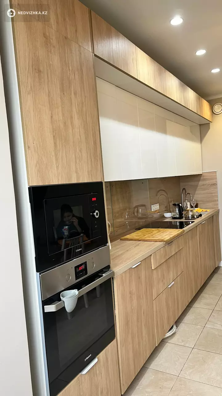 2-комнатная квартира, этаж 8 из 13, 60 м², фотография 4