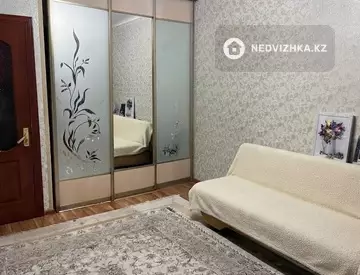 3-комнатная квартира, этаж 1 из 5, 72 м²