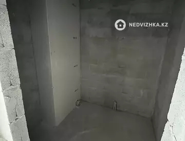 1-комнатная квартира, этаж 3 из 10, 36 м²