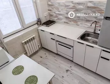 1-комнатная квартира, этаж 1 из 5, 32 м², миниатюра 2