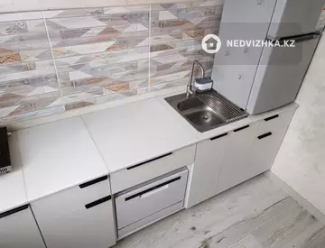 1-комнатная квартира, этаж 1 из 5, 32 м², миниатюра 4