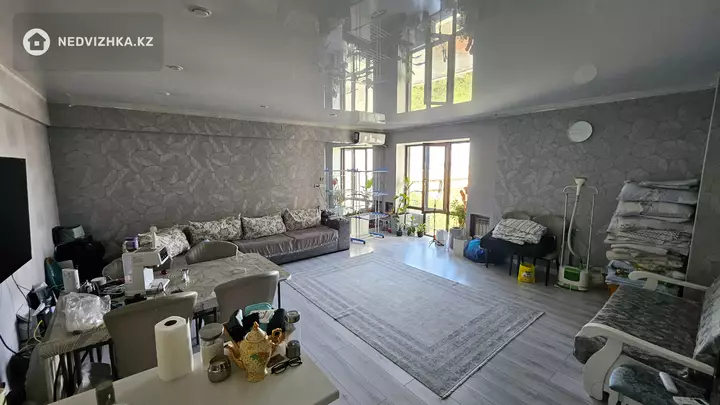 2-комнатная квартира, этаж 12 из 16, 56 м², фотография 3