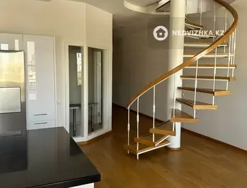 4-комнатная квартира, этаж 6 из 7, 152 м²