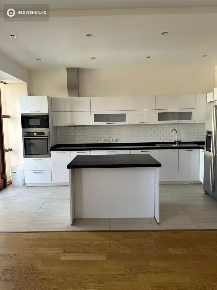 4-комнатная квартира, этаж 6 из 7, 152 м², фотография 5