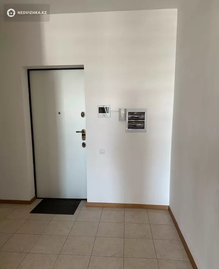 4-комнатная квартира, этаж 6 из 7, 152 м², фотография 2