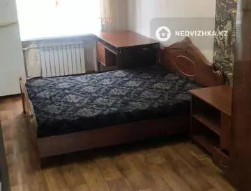 3-комнатная квартира, этаж 3 из 5, 62 м², миниатюра 3